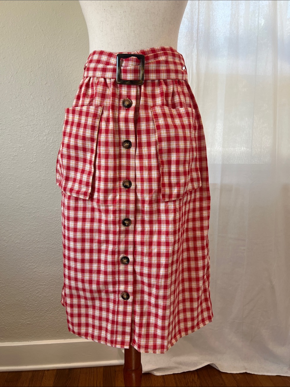 Moon River Red & White Cotton Blend Gingham Button-Front Midi Skirt with Belt. S